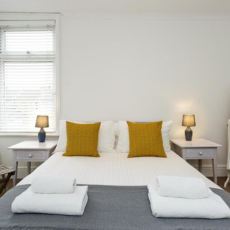 Percy Terrace - Charming 2 Bedroom Town House Portsmouth Eksteriør billede